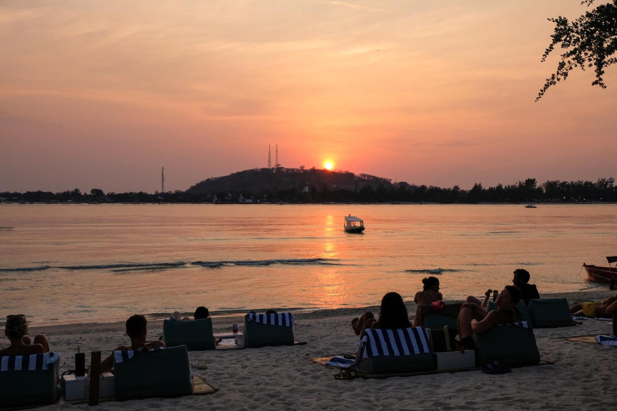 Le Pirate Gili Meno - Adults Only Hotel ภายนอก รูปภาพ